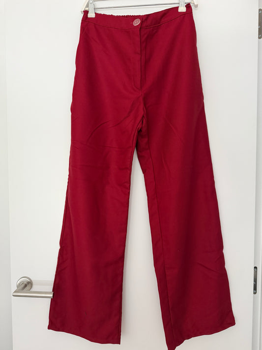 Pantalón burdeos